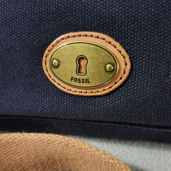 Fossil Brand Canvas Flap Twist Lock Messenger Bag Crossbody Purse Blue Leather - Picture 6 of 13